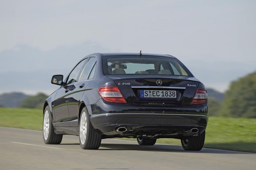  Mercedes-Benz C-Class 2007 года  (фото 26 из 413)